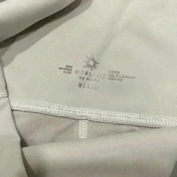 Offline By Aerie Leggings with Mesh Pockets Size Small - Picture 6 of 8